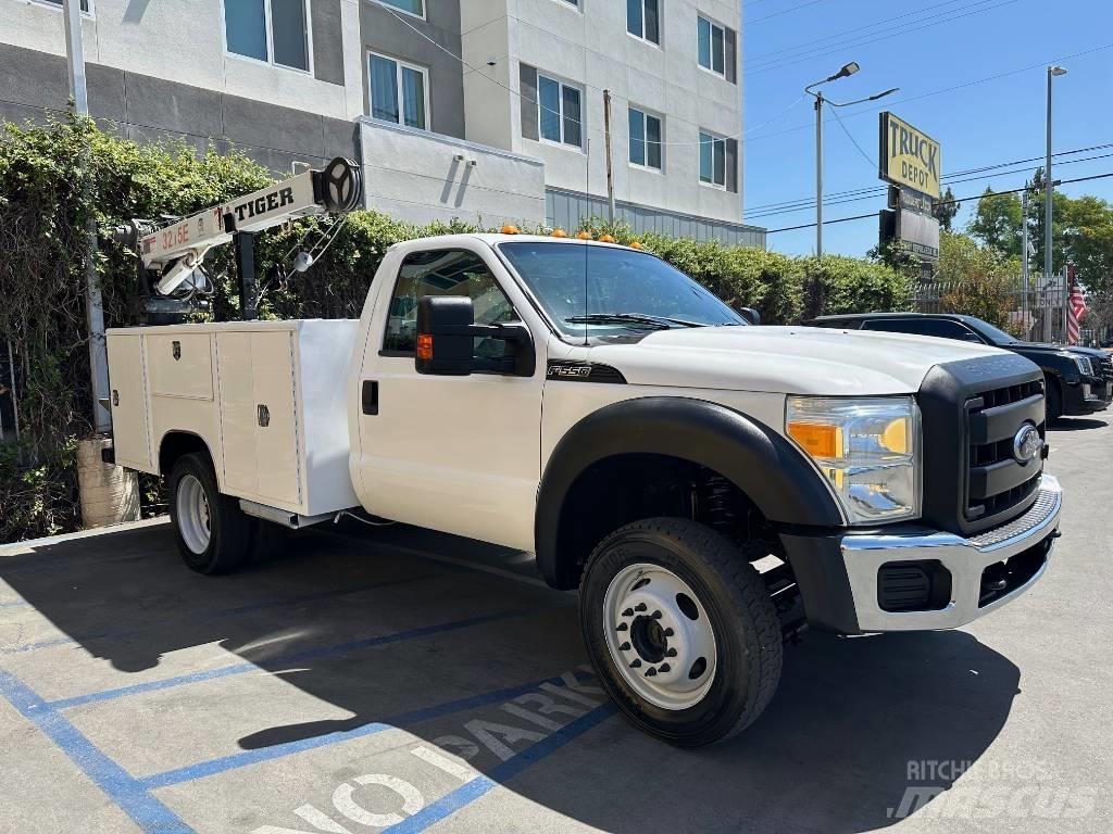 Ford F 550 SD Work Trucks / Municipal