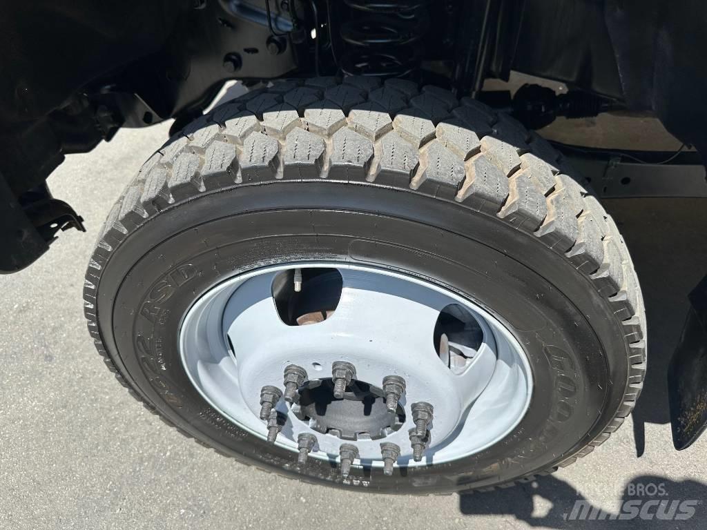 Ford F 550 SD Work Trucks / Municipal