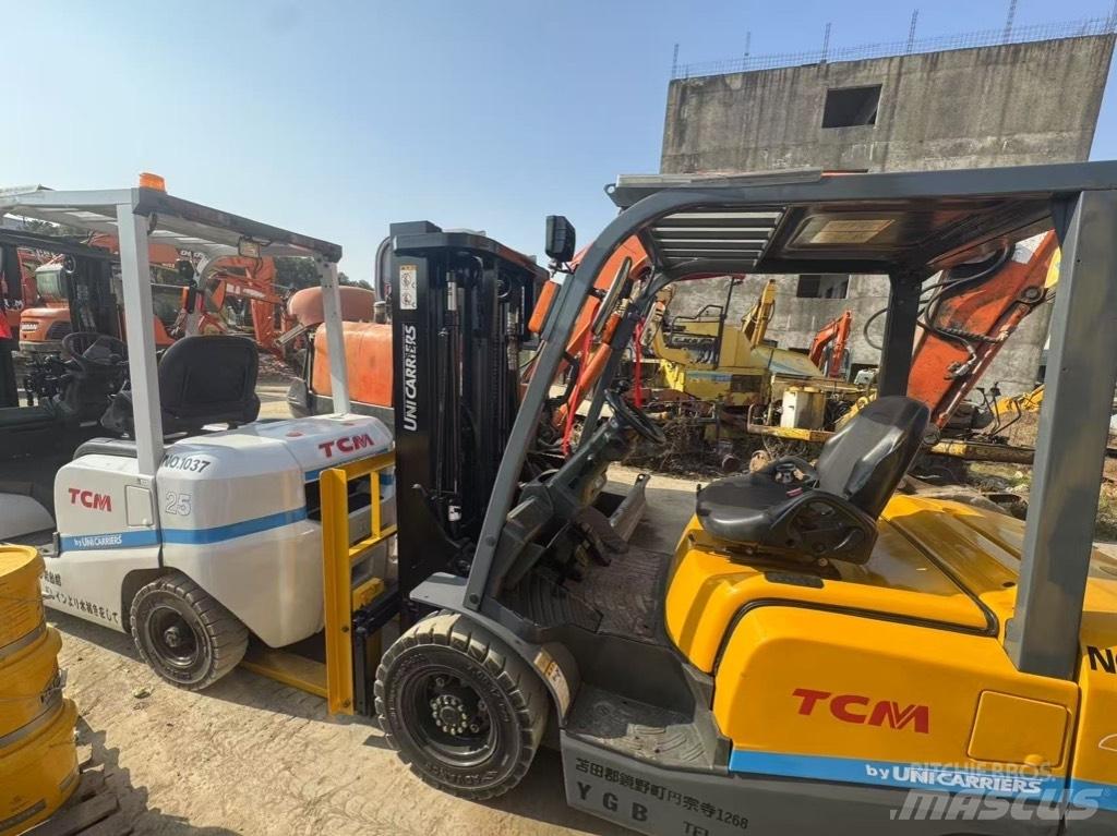 TCM FD 25 Diesel Forklifts