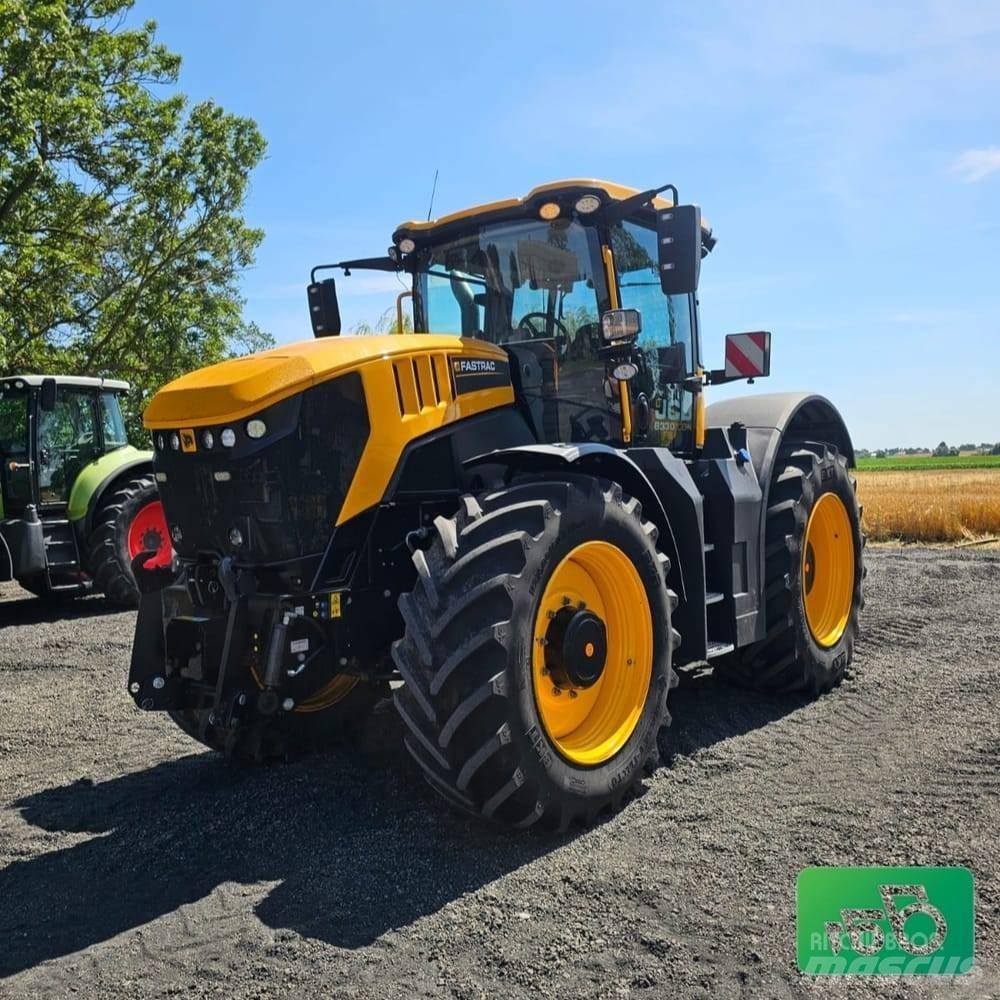 JCB FASTRAC 8330 Tractors