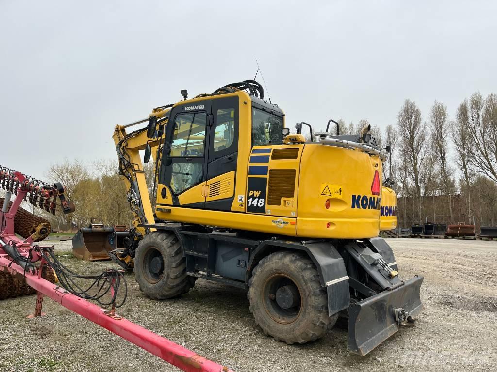 Komatsu PC 290 / PW148 Wheeled Excavators