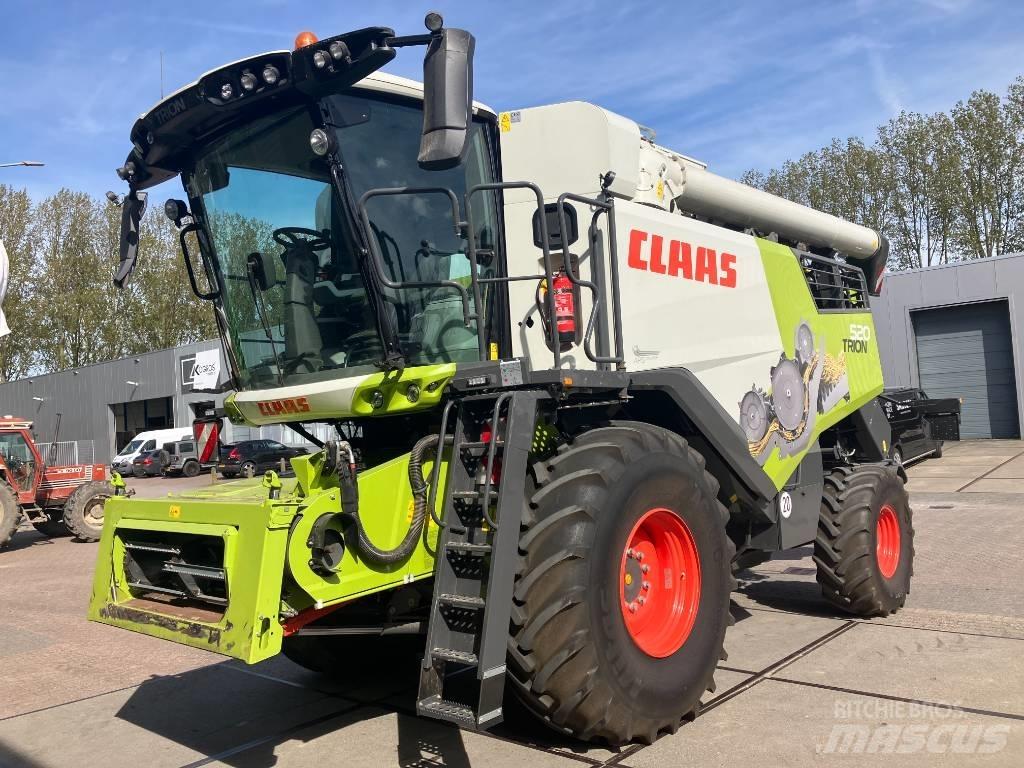 CLAAS Trion 520 Combine Harvesters
