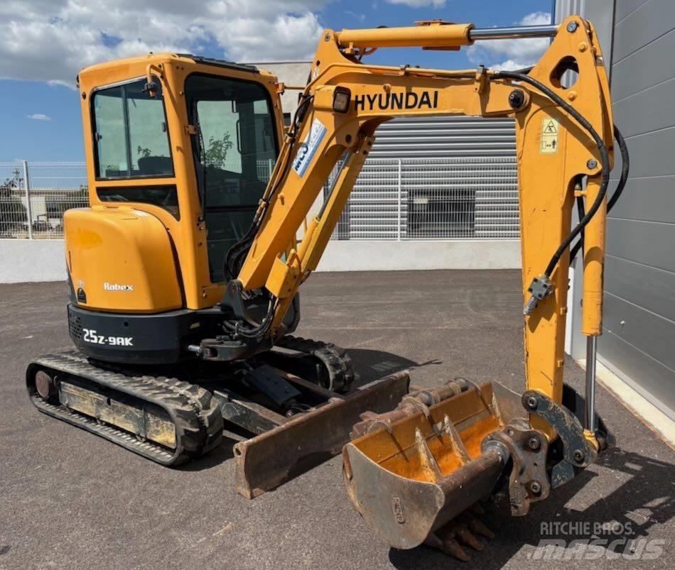 Hyundai R25Z-9 AK Mini Excavators <7t (Mini Diggers)