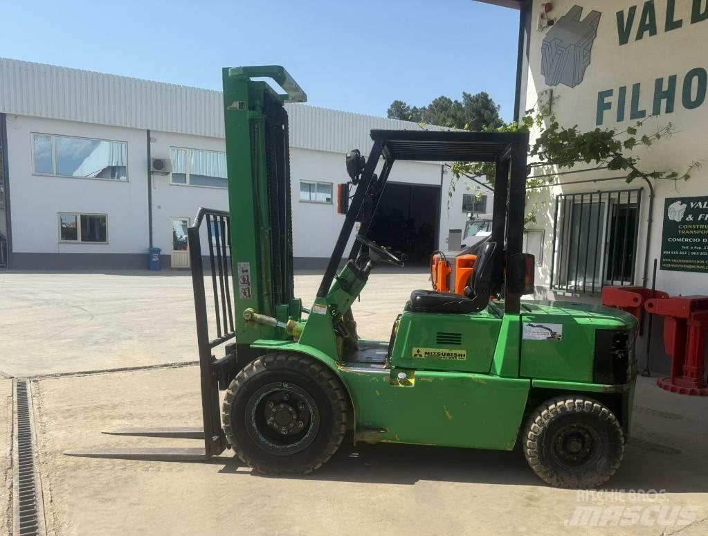 Mitsubishi FD 30 Diesel Forklifts