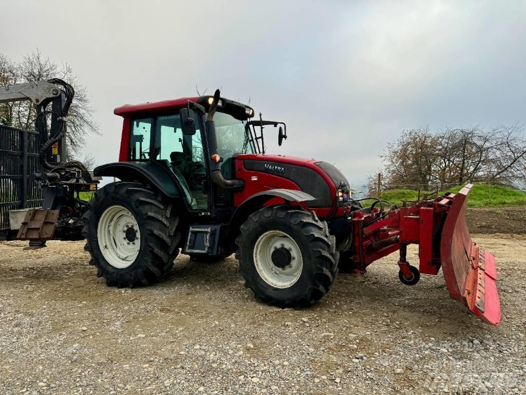 Valtra N 91 Tractors