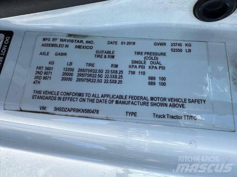 International LT Conventional Trucks / Tractor Trucks