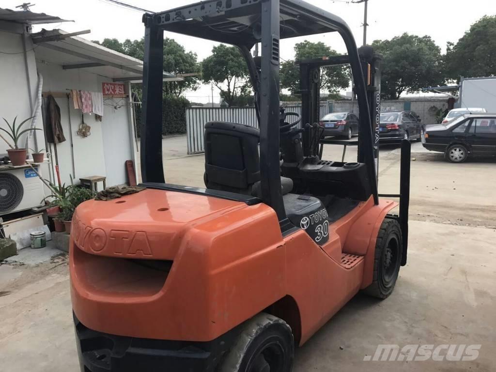 Toyota FD 30 Diesel Forklifts
