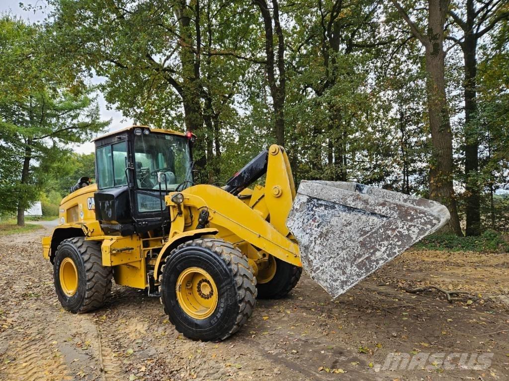 CAT 930 M Wheel Loaders
