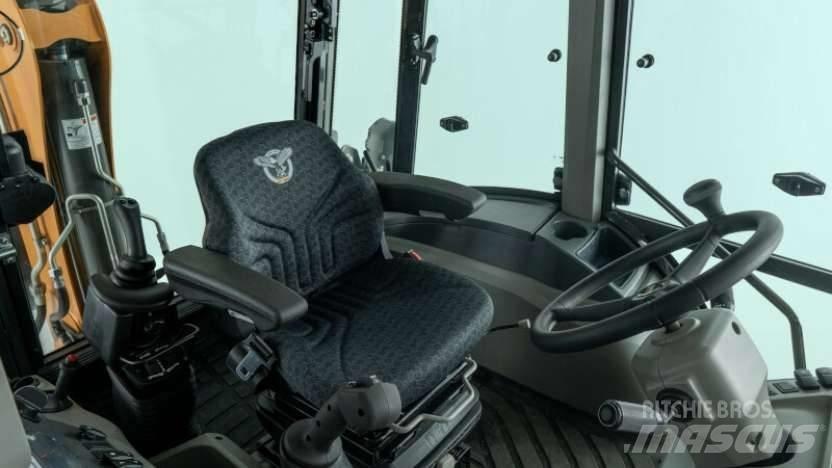 CASE 695 Backhoe Loaders