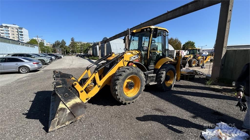JCB 4CX PRO Backhoe Loaders