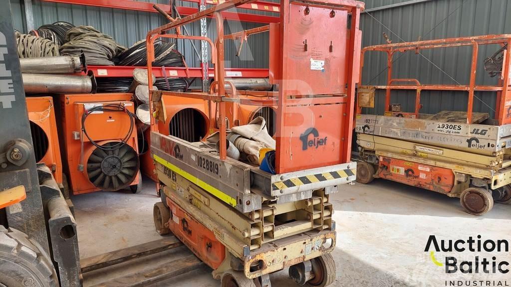 JLG 1930 ES Scissor Lifts