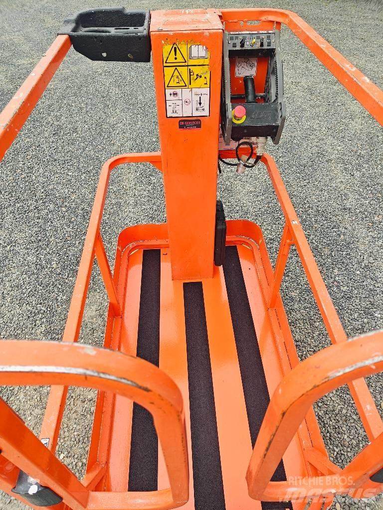 JLG 1230 ES Vertical mast lifts