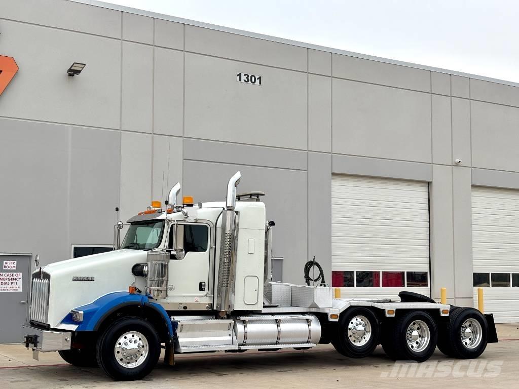 Kenworth T 800 Conventional Trucks / Tractor Trucks