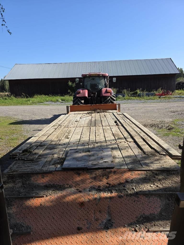 Predator 27T Other Trailers