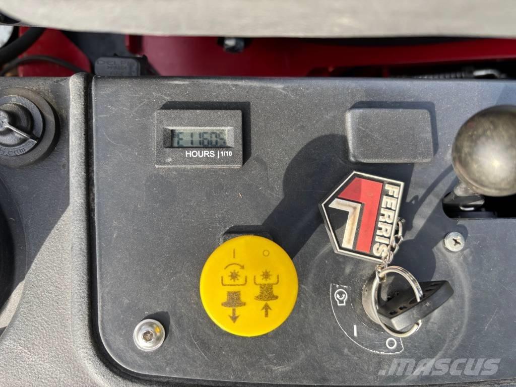 Ferris ISX 2200 52" Zero turn mowers