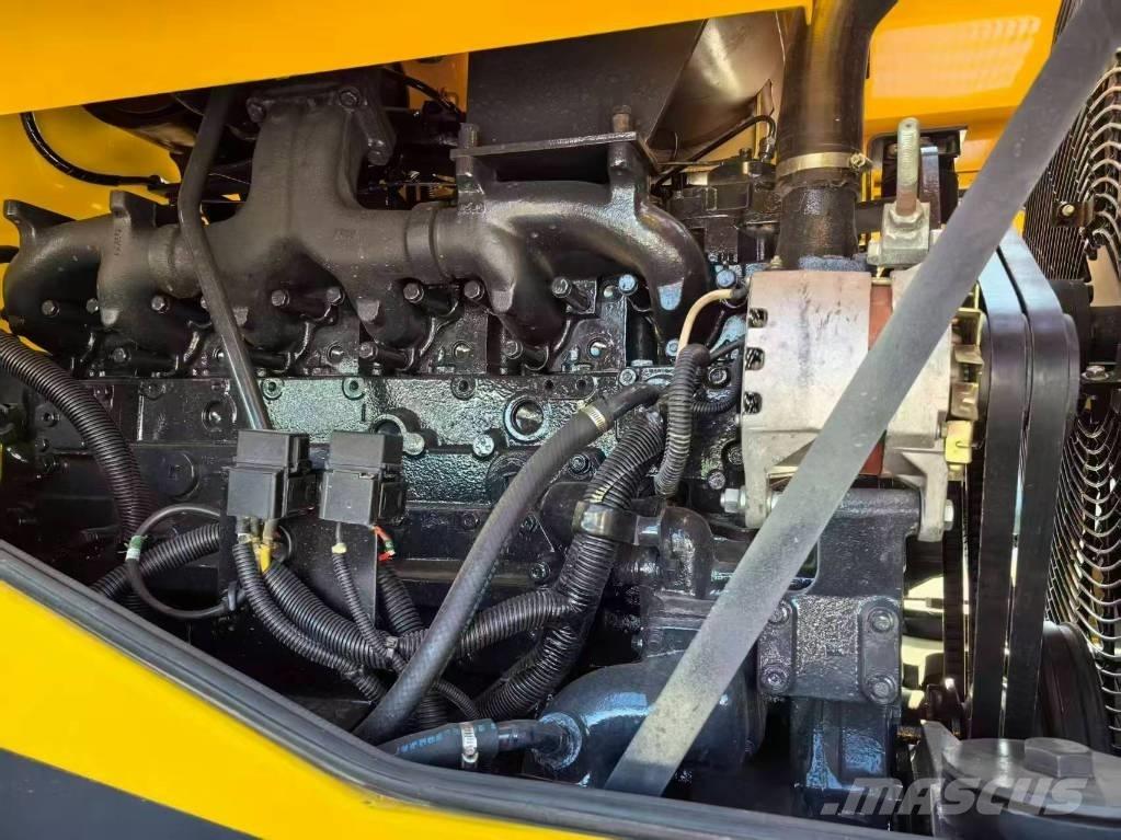 Komatsu WA 470 Wheel Loaders
