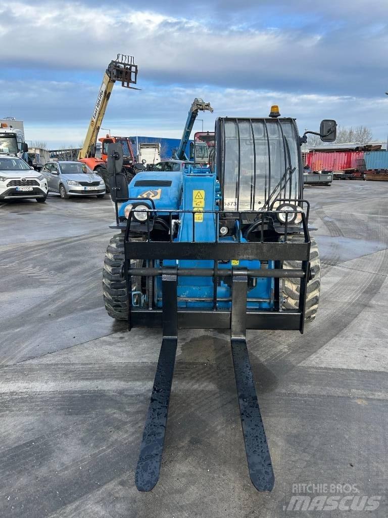 Genie GTH 2506 Telescopic Handlers
