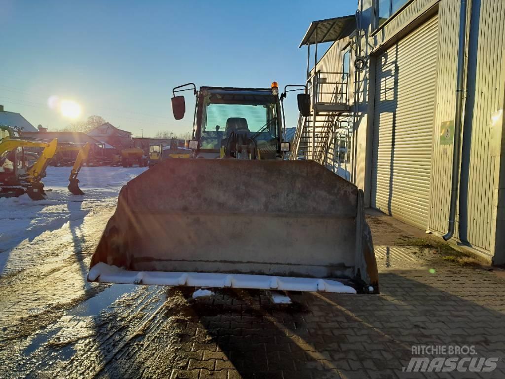 Wacker Neuson 8115 Wheel Loaders