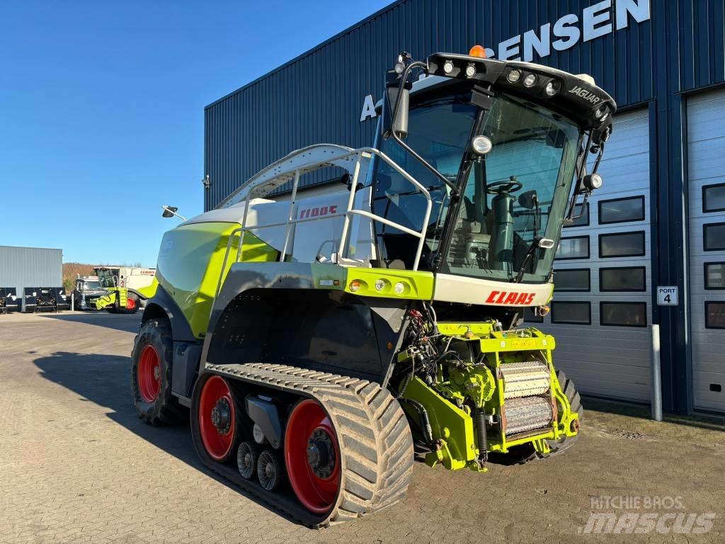 CLAAS Jaguar 960 4WD Foragers