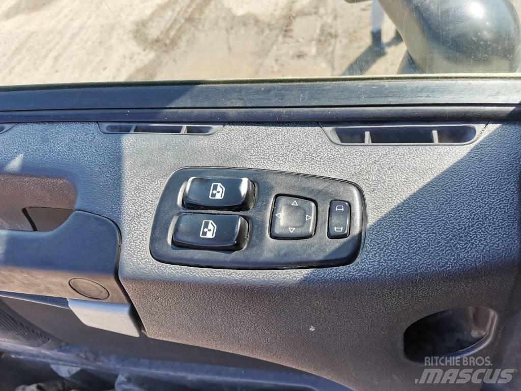 Scania R 560 Dump Trucks