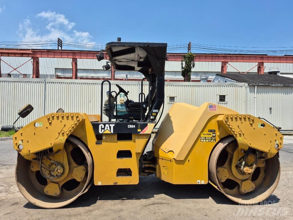 CAT CB 64 Twin drum rollers