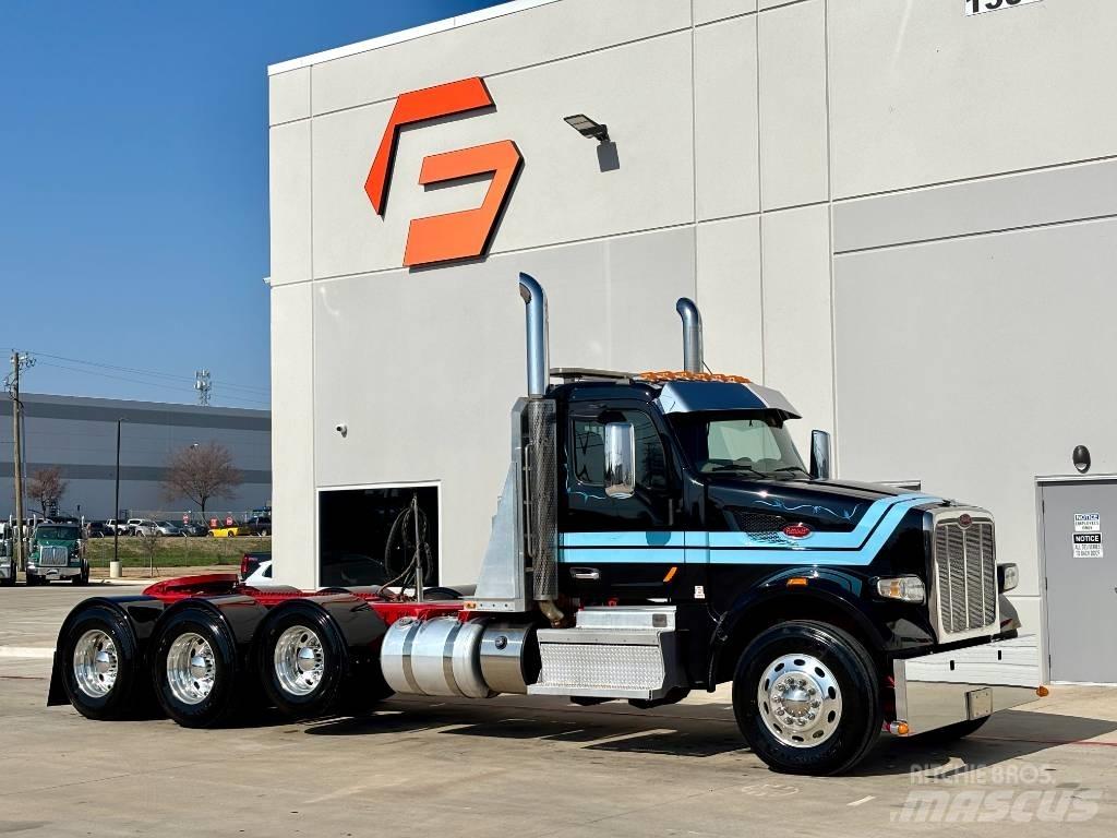 Peterbilt 567 Conventional Trucks / Tractor Trucks