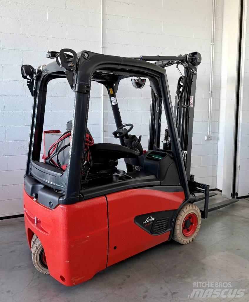 Linde E16/386-02 Electric Forklifts