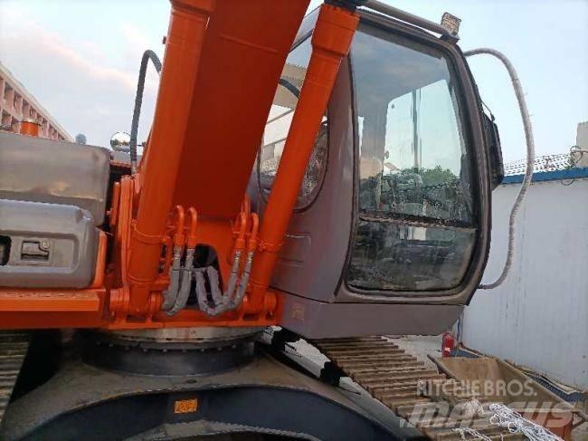 Hitachi Zaxis 200 LC Crawler Excavators