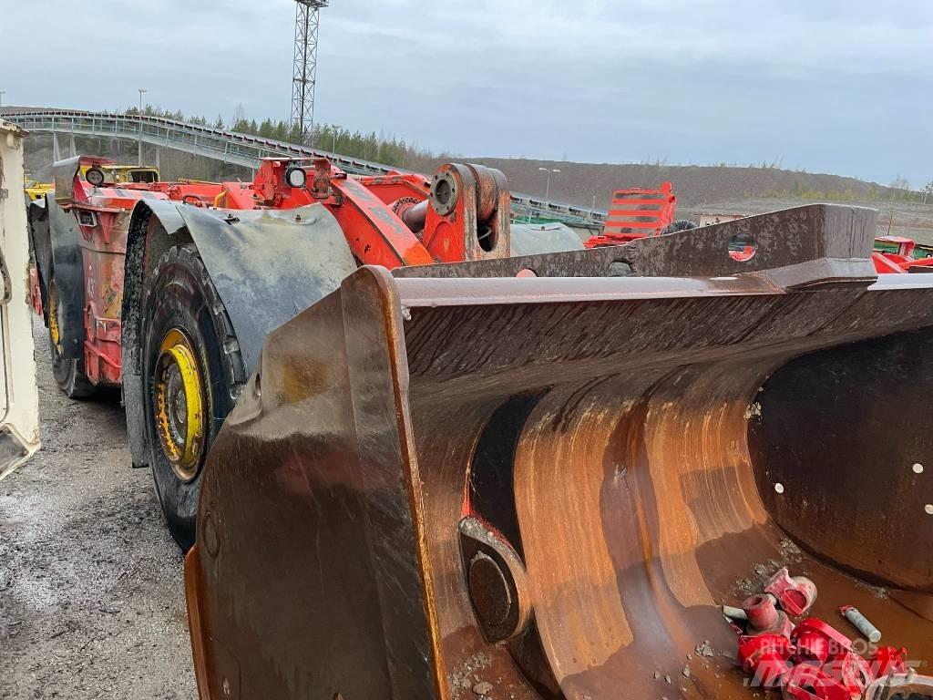 Sandvik LH 514 Mining Loaders