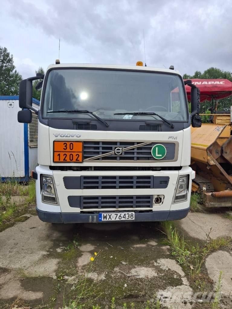  Volvo/Stokota FM/CS Tank Trucks