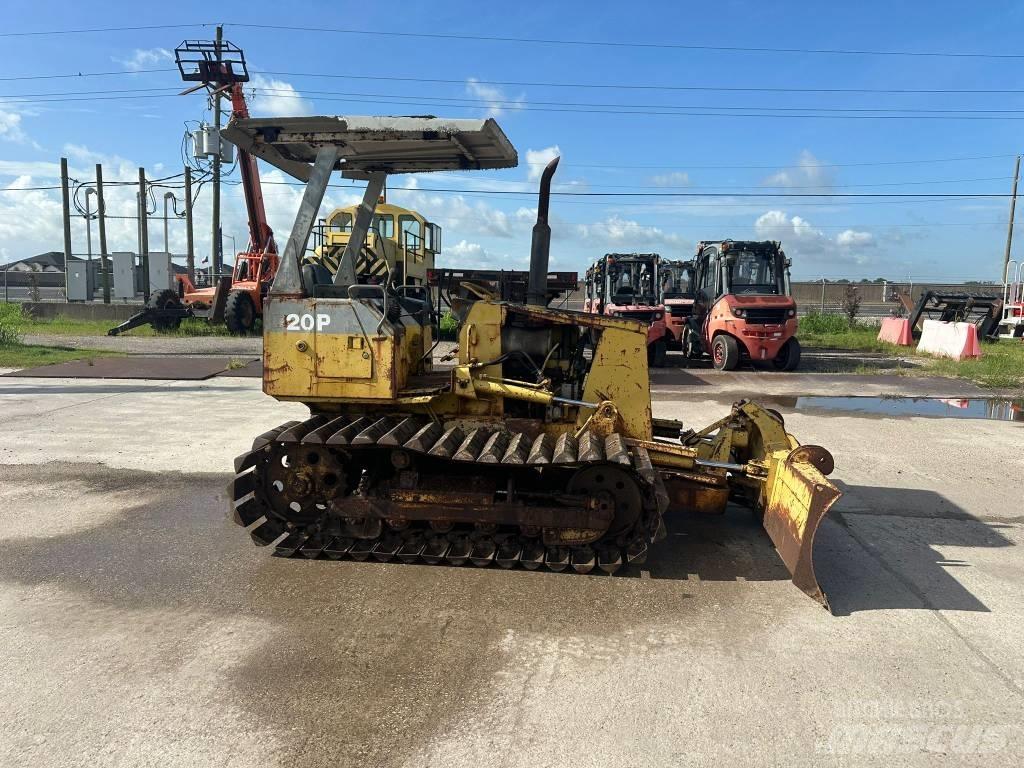 Komatsu D 20P-7 Crawler dozers