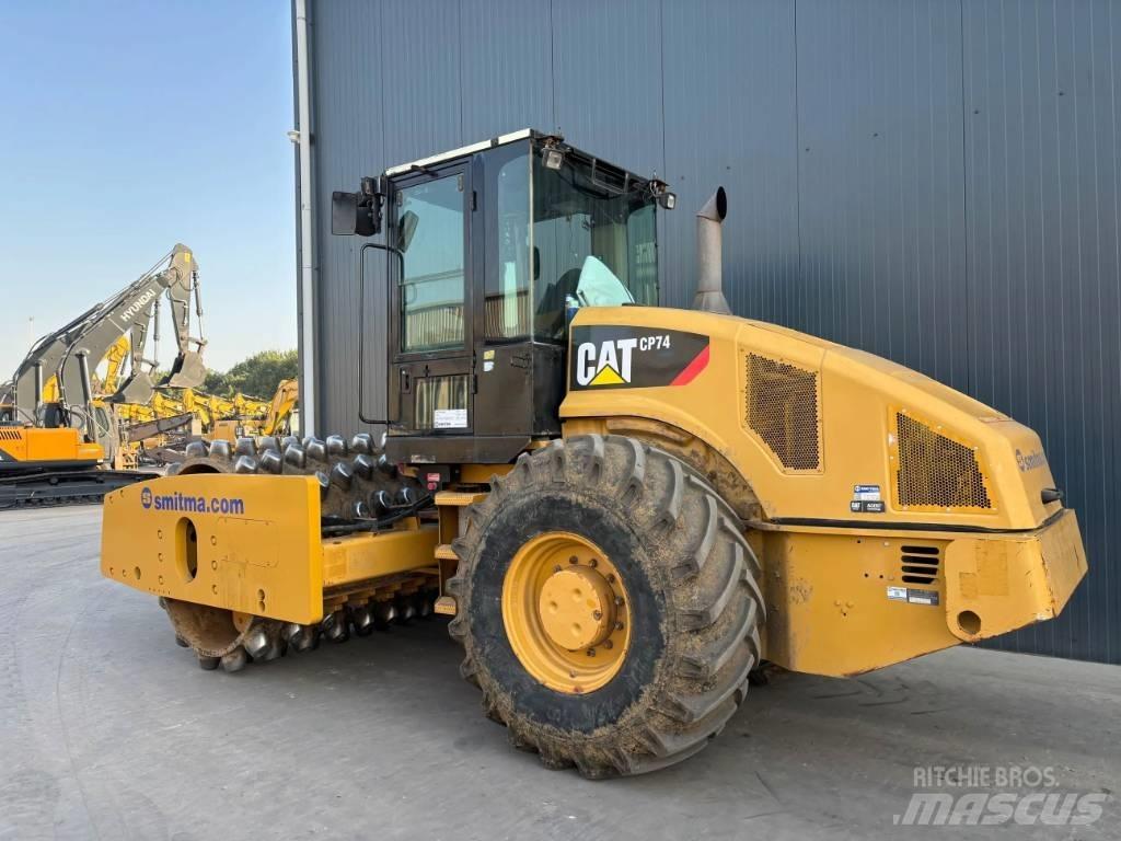 CAT CP 74 Single drum rollers