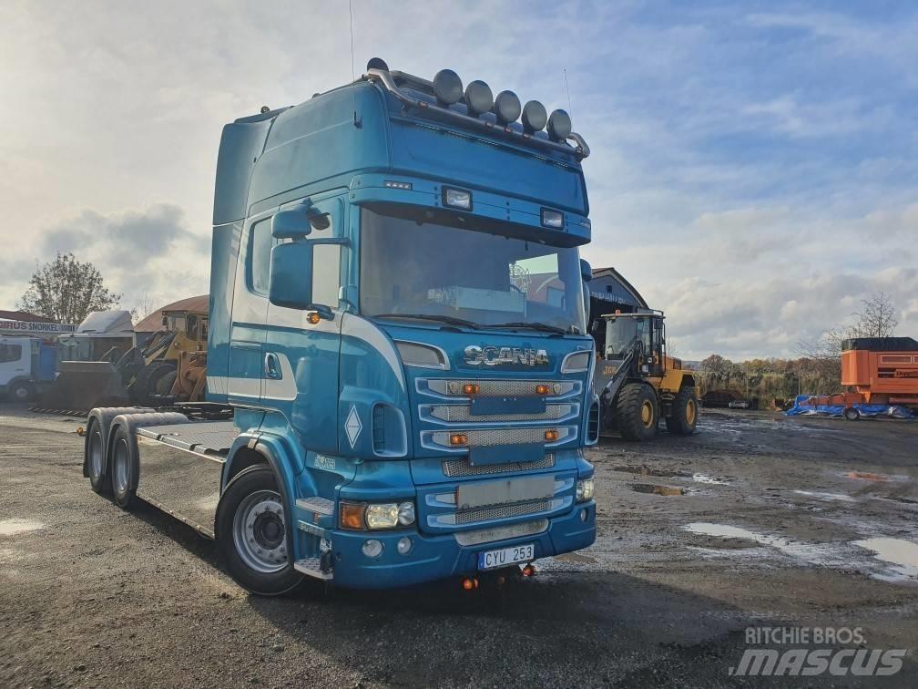 Scania R 560 Conventional Trucks / Tractor Trucks