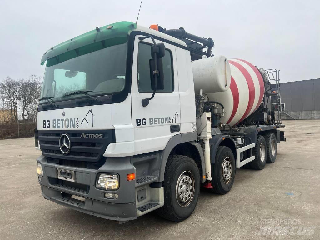 Mercedes-Benz 3244 Concrete pump trucks