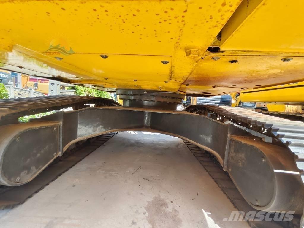 Komatsu PC 220-8 Crawler Excavators