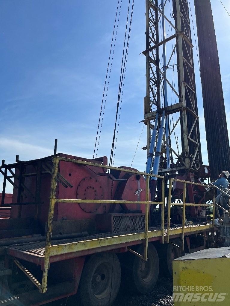 Taylor 500 Water Well Drilling Rigs