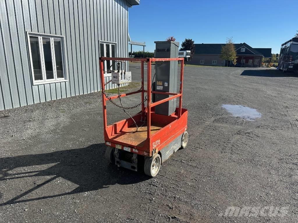 SkyJack SJ 16 Vertical mast lifts