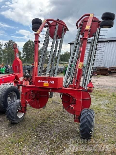 Repossi 7500C Swathers \ Windrowers