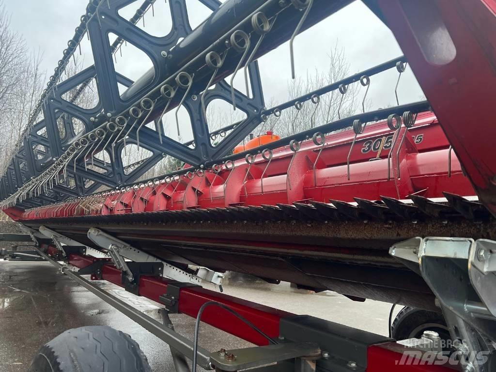 Case IH 3050 Harvester Headers