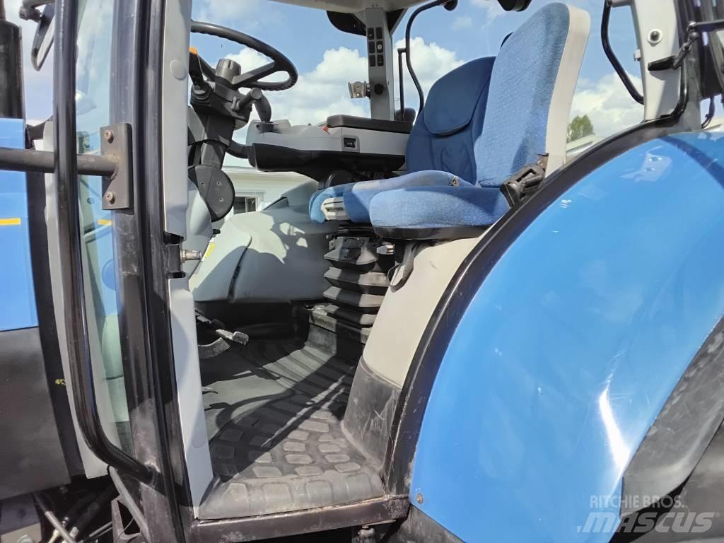 New Holland T6090 Tractors