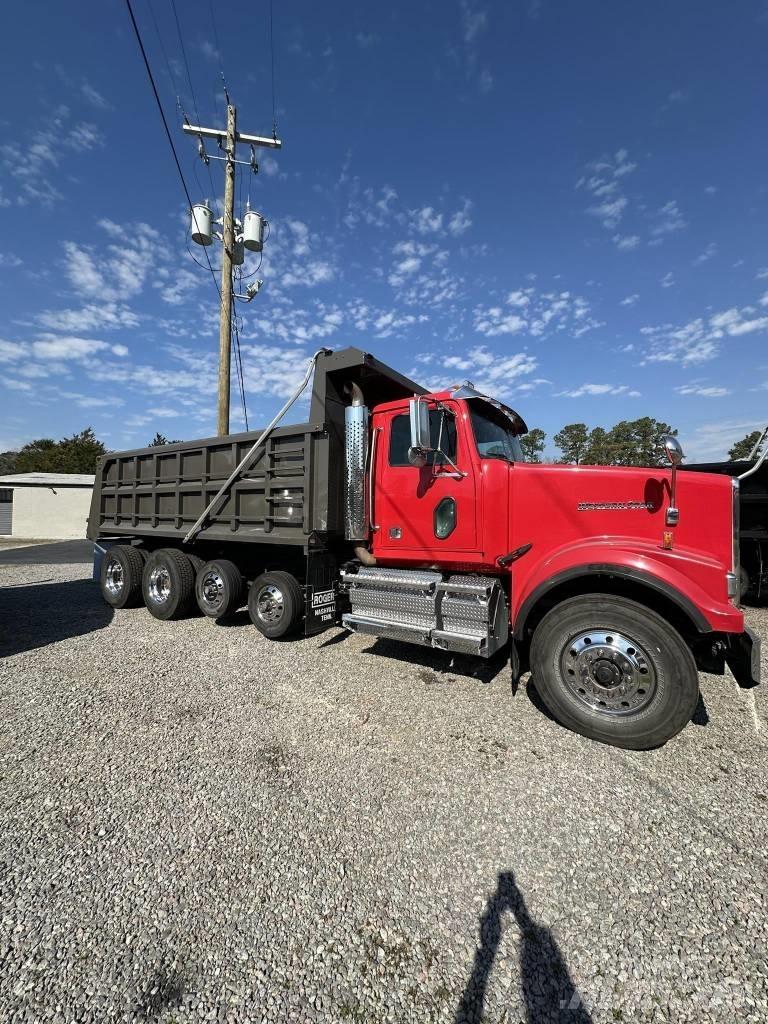 Western Star 4900 FA Dump Trucks