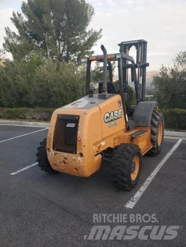CASE 586H Rough Terrain Trucks