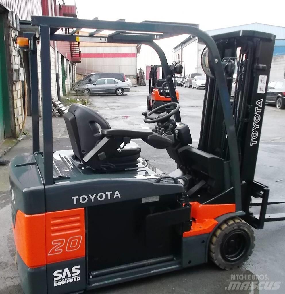 Toyota 7 FBEF 20 Electric Forklifts
