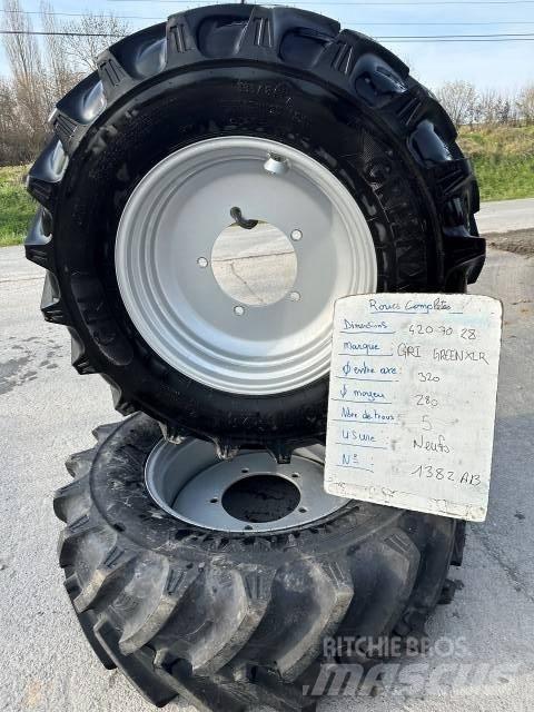  GREENEX 320/70R28 Tires, wheels and rims