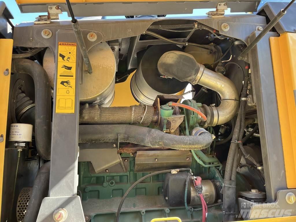 Volvo G 940 Motor Graders
