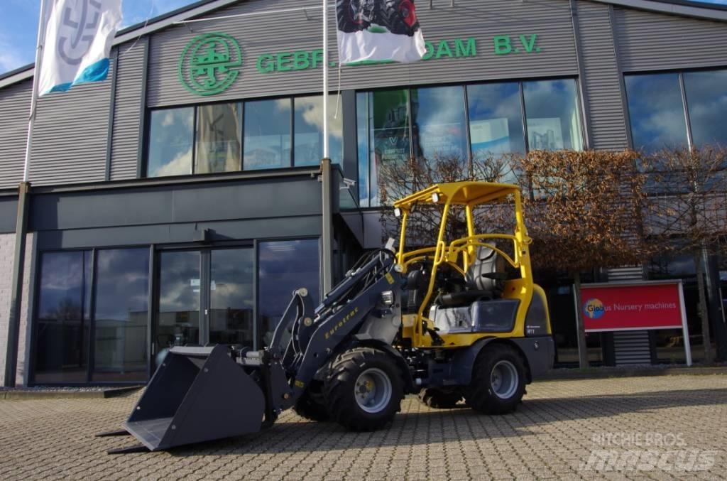 Eurotrac W11 Wheel Loaders