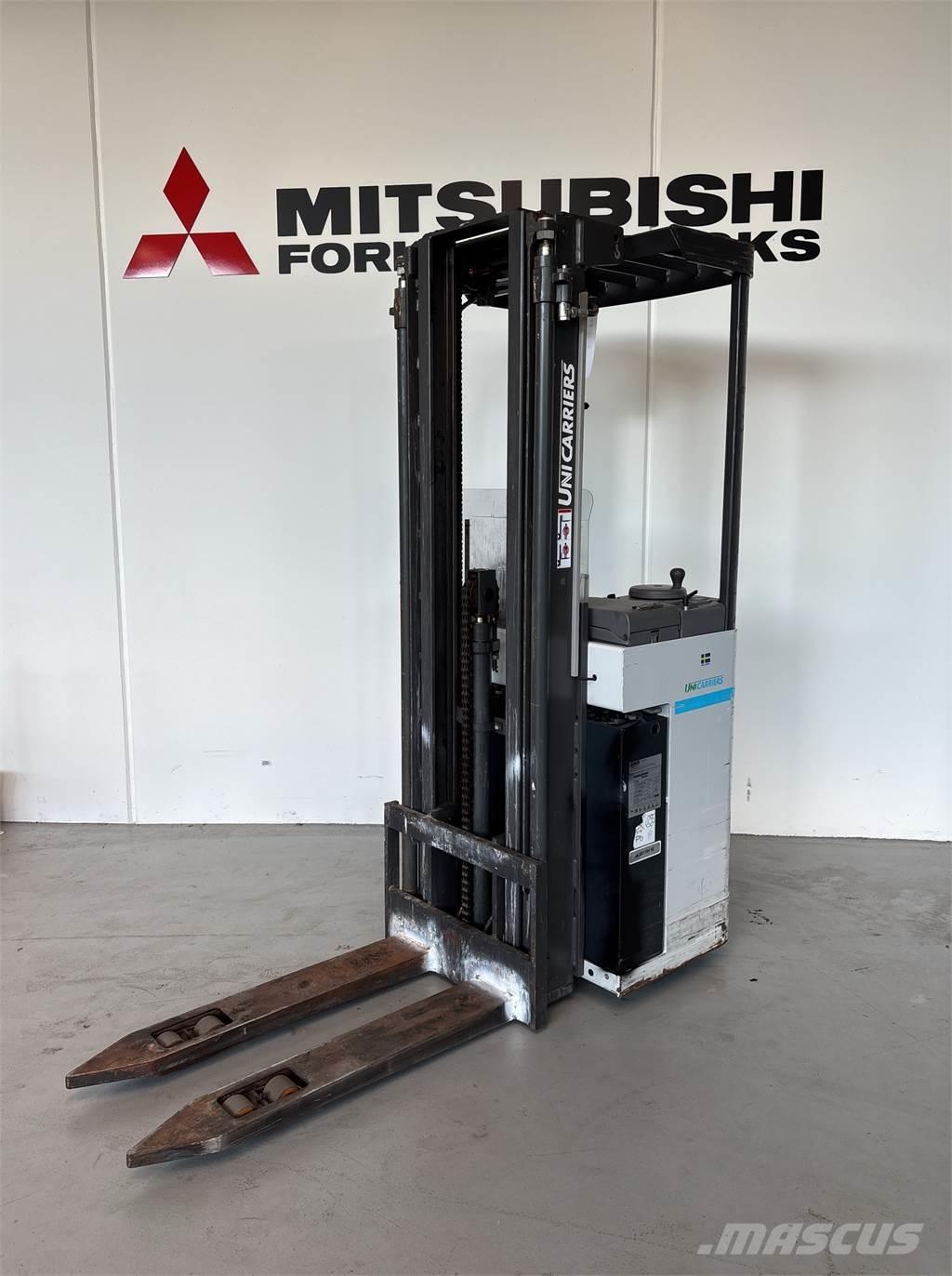 Atlet A160 Low lifter with platform
