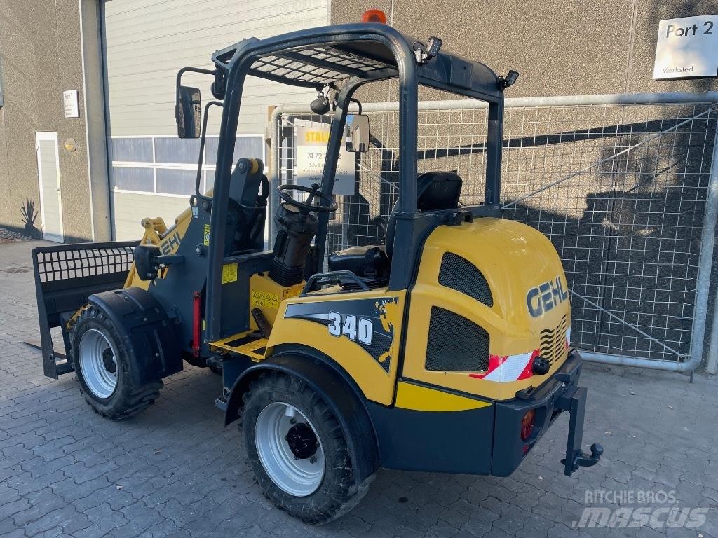 Gehl AL340 Mini Loader