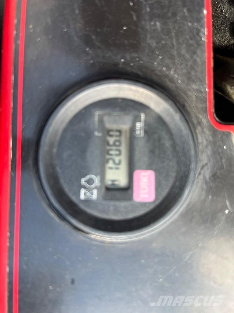 Toro Procore 648 Aerators