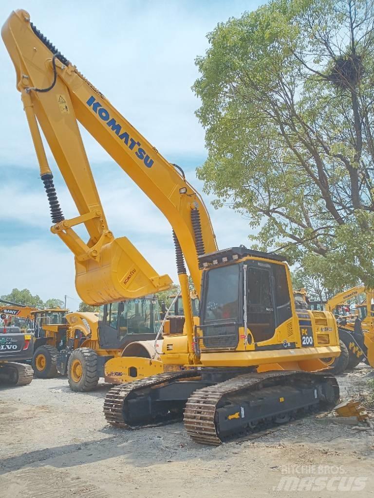 Komatsu PC 200 Crawler Excavators